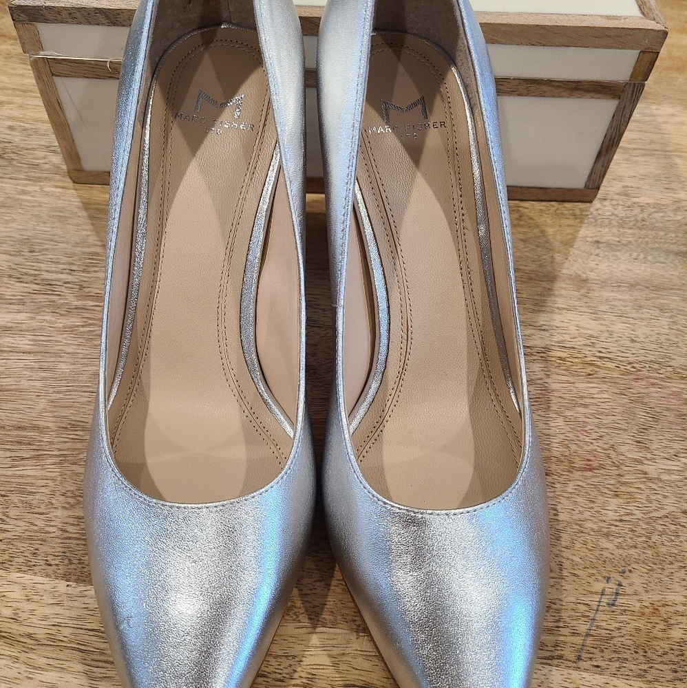 Marc Fisher "Jenny" Exclusive Pump